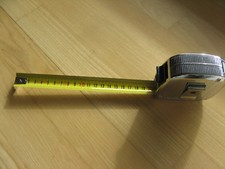 MAßBAND - ROLLMAßBAND - BANDMAß - MESSBAND - ROLLMETER  5 METER      NEU