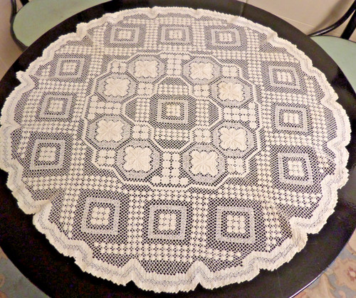 Große tischdecke handarbeit - tischdecke,