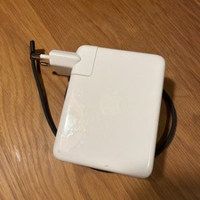 Apple USB-C Power Adapter 140W - Netzteil - Ladegerät A2452 Original
