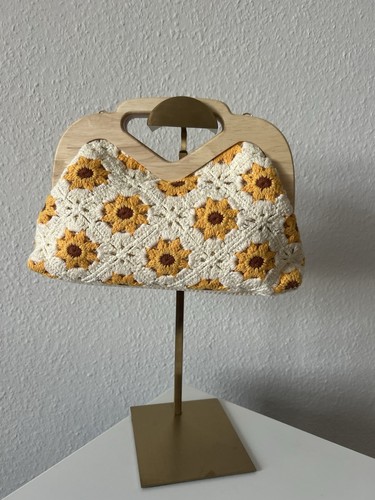 Häkel tasche mit sonnenblumen - häkel-tasche,
