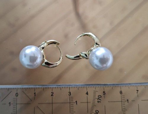 Goldene perlen ohrringe - goldene,