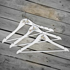 Vintage Holzkleiderbügel 3