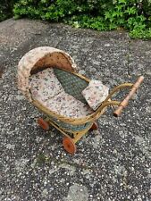 Alter Puppenwagen Korbpuppenwagen Stubenwagen 