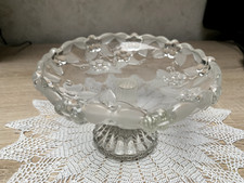 Glasteller, auf schönem Fuß