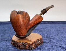 Preben Holm Pfeife – Grade 2, Rusticated Freehand