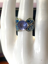 Zauberhafter Edelsteinring