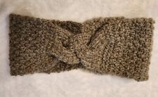 handgestrcktes,warmes,  Stirnband, Olivegrün,Wolle mit Polyamid, vorne verzopft