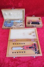 Uhrmacher Werkzeug   , altes Feinwerkzeug für Uhren  , in Holzschatullen