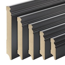 Schwarze sockelleisten - schwarze,