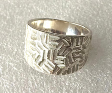 Schöner Ring Silber 925 Gr.56 mit auffälligen Muster