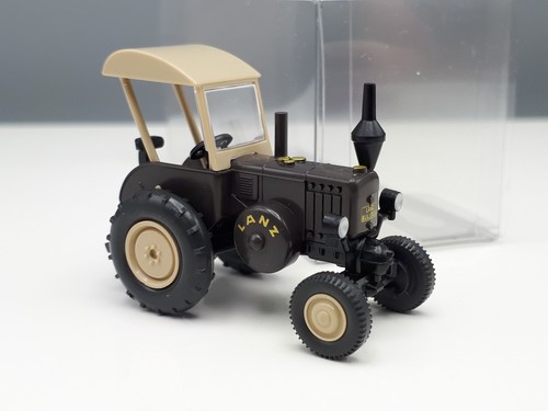 Wiking lanz bulldog mit - 1:87,
