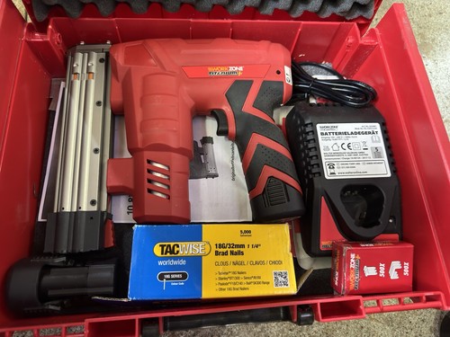 Workzone 12v akku - /,