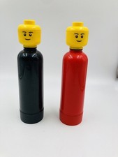 2x 10“ Lego Head Bottle