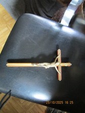 Holzkreuz mit Jesus dran für Bastler