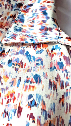 Designerbluse locker fließend