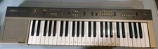 Vintage Yamaha PS-25 Portable