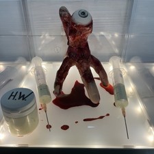 Bride of RE-ANIMATOR - Finger