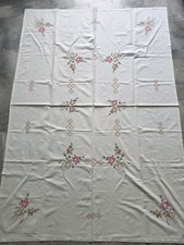 120 x 170 cm Tischdecke Handarbeit Stickerei Rosen  , aus Omas Schrank hand made