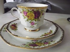 3 Teilige Sammeltasse / Winterling