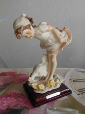 Original Giuseppe Armani Figur Capodimonte  Mahagoni 17x13x9 cm