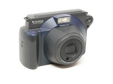 Fujifilm Instax 100 instant camera Sofortbildkamera