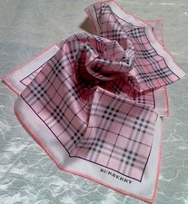 BURBERRY unbenutztes