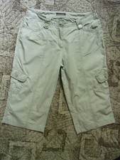 *** BERMUDA ~ ¾ HOSE ~ GR. M