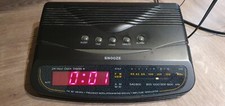 SNOOZE Radiowecker Digital-Wecker-Radio LED-Anzeige