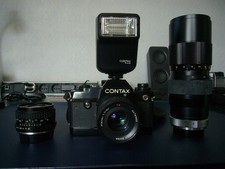 Contax 137 MD Quartz Spiegelreflex-Kamera , 3 Objektive, ext. Blitz, Tasche    