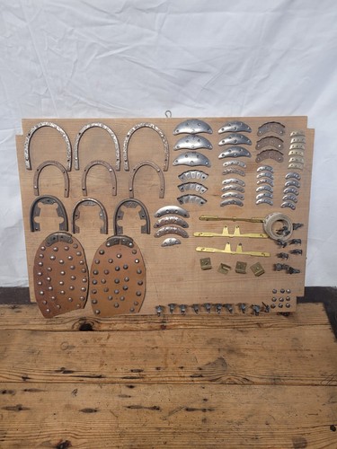 Schuhmacherzubehör auf