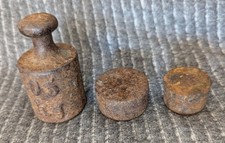 3 alte Gewichte 1x 0.5 kg 1x