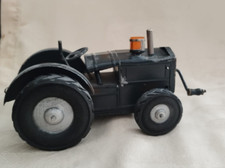 Blechspielzeug, Traktor der