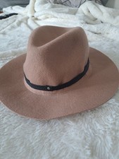 klassischer Fedora-Hut, Reine