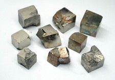 9 x Pyritkristall Navajun Pyrit Katzengold Pyritwürfel  0,25 kg - PY121