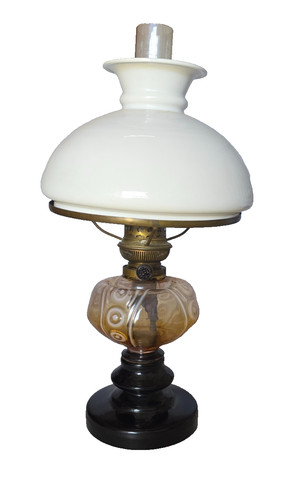 Petroleum tischlampe mit - petroleum,