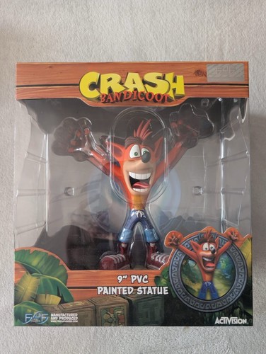 Crash bandicoot pvc painted - crash,