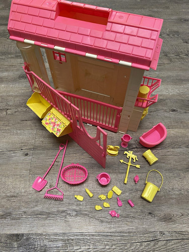 Barbie pferdestall leckermaul - barbie,