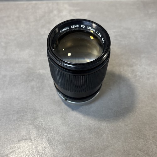 Canon lens 135mm - canon,