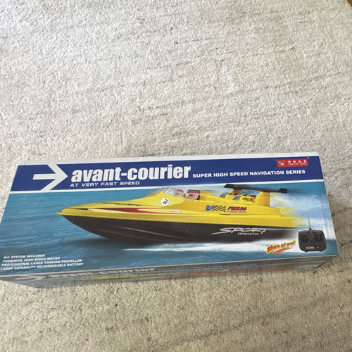 Avant courier - avant-courier, rc