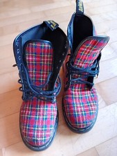 RAR Dr. Martens Stiefel