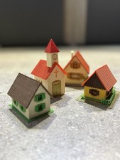 ? Miniatur-Häuser & Kirche – nostalgisches Modellbau-Set