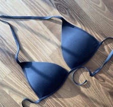Schwarzes Bikini Oberteil von