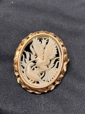 Vintage asiatische Zelluloid fliegende Tauben ovale Pin Brosche gold gerahmt 