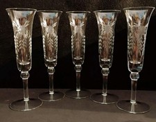 Fünf alte Champagner Sekt Gläser mit Blüten Geätzt Satiniert - Glas - evtl. 70er