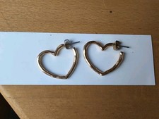 Ohrringe Ohrstecker Herzform Creolen Goldfarben