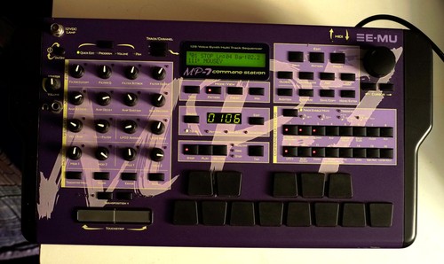 Emu command station - mp-7,