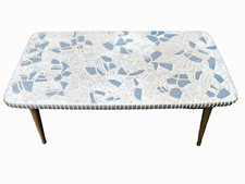 Tisch mit Mosaikstein, 50er