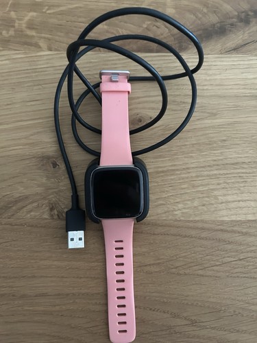 Fitbit versa smartwatch - mm,