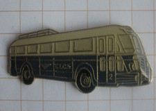 T.I.C.E. BUS  / LUXEMBURG STAATSBAHN ..................... Auto-Pin (251d)