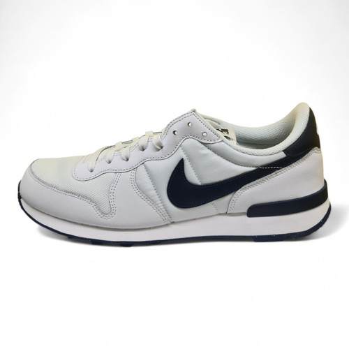 Nike internationalist by - internationalist, "by